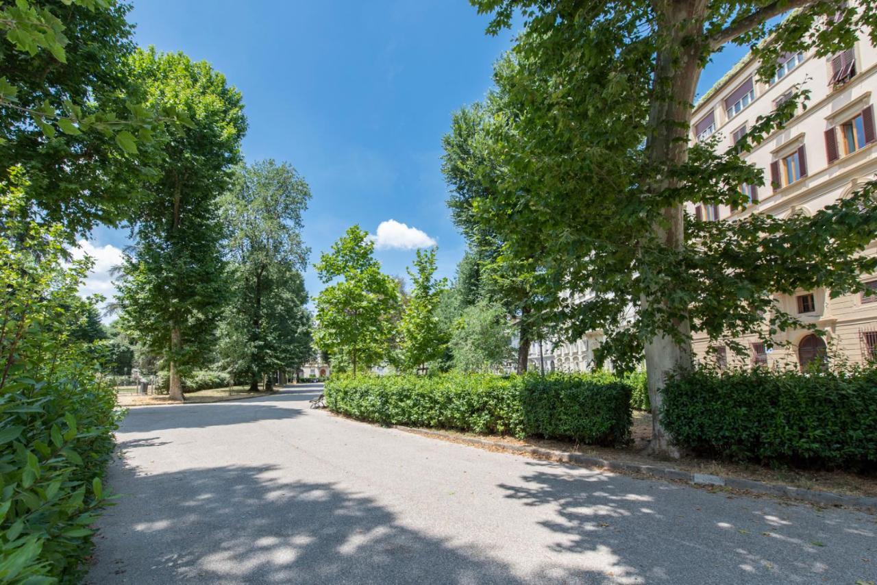 Dimora D'azeglio With Private Patio Apartment