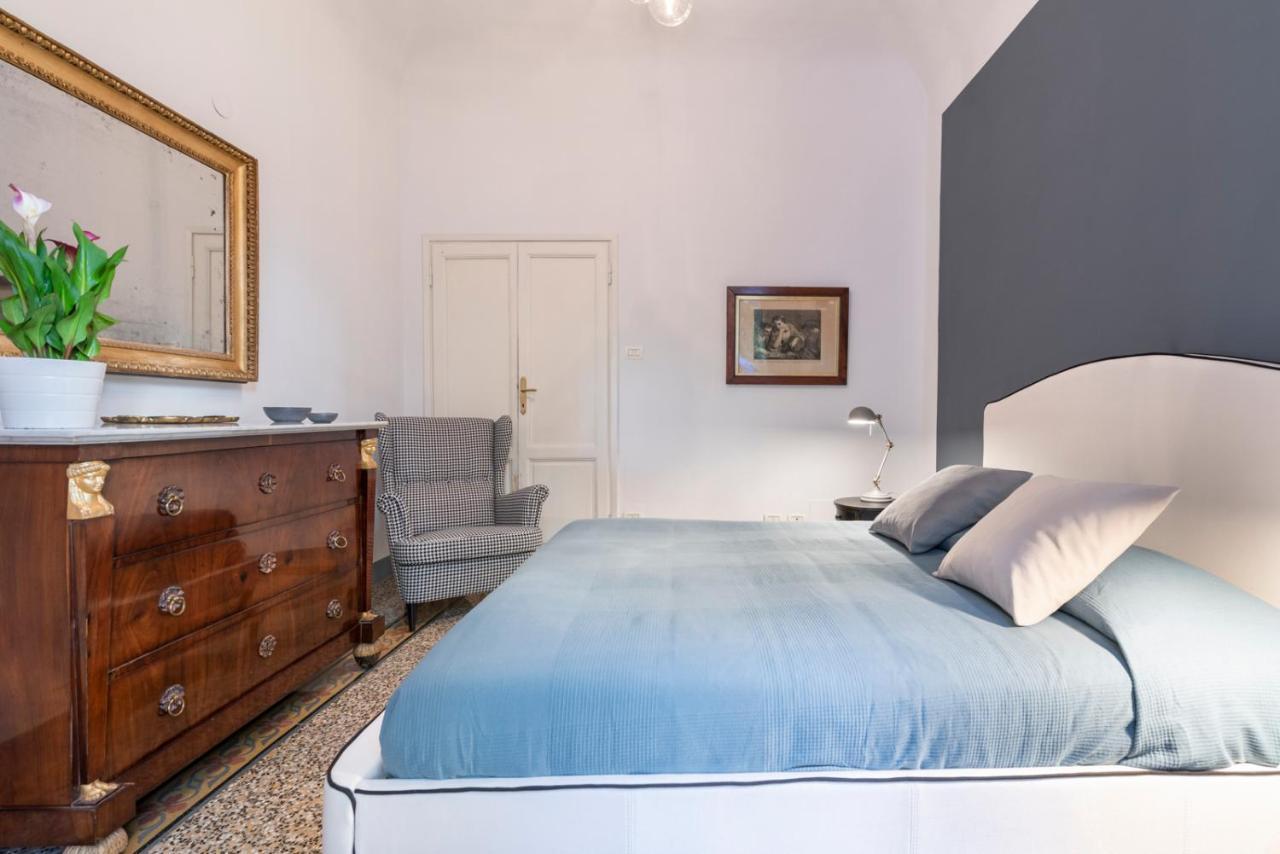 Apartment Dimora D'azeglio With Private Patio